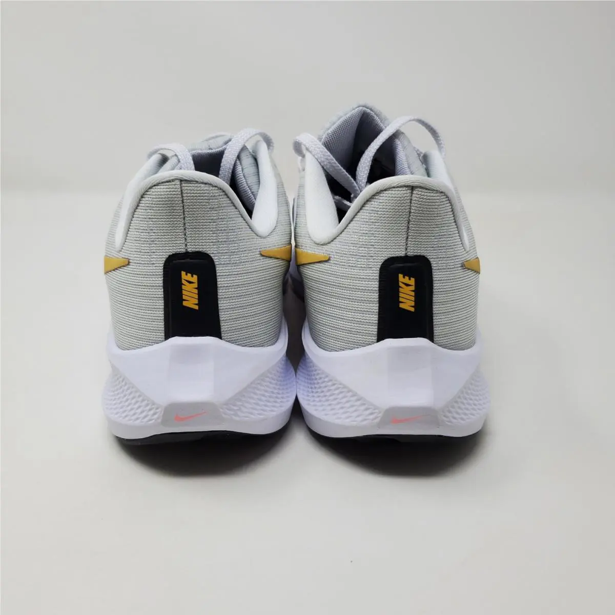 Nike shoes - Nike Pegasus 39 - Pegasus - DH4072-104 - White 1