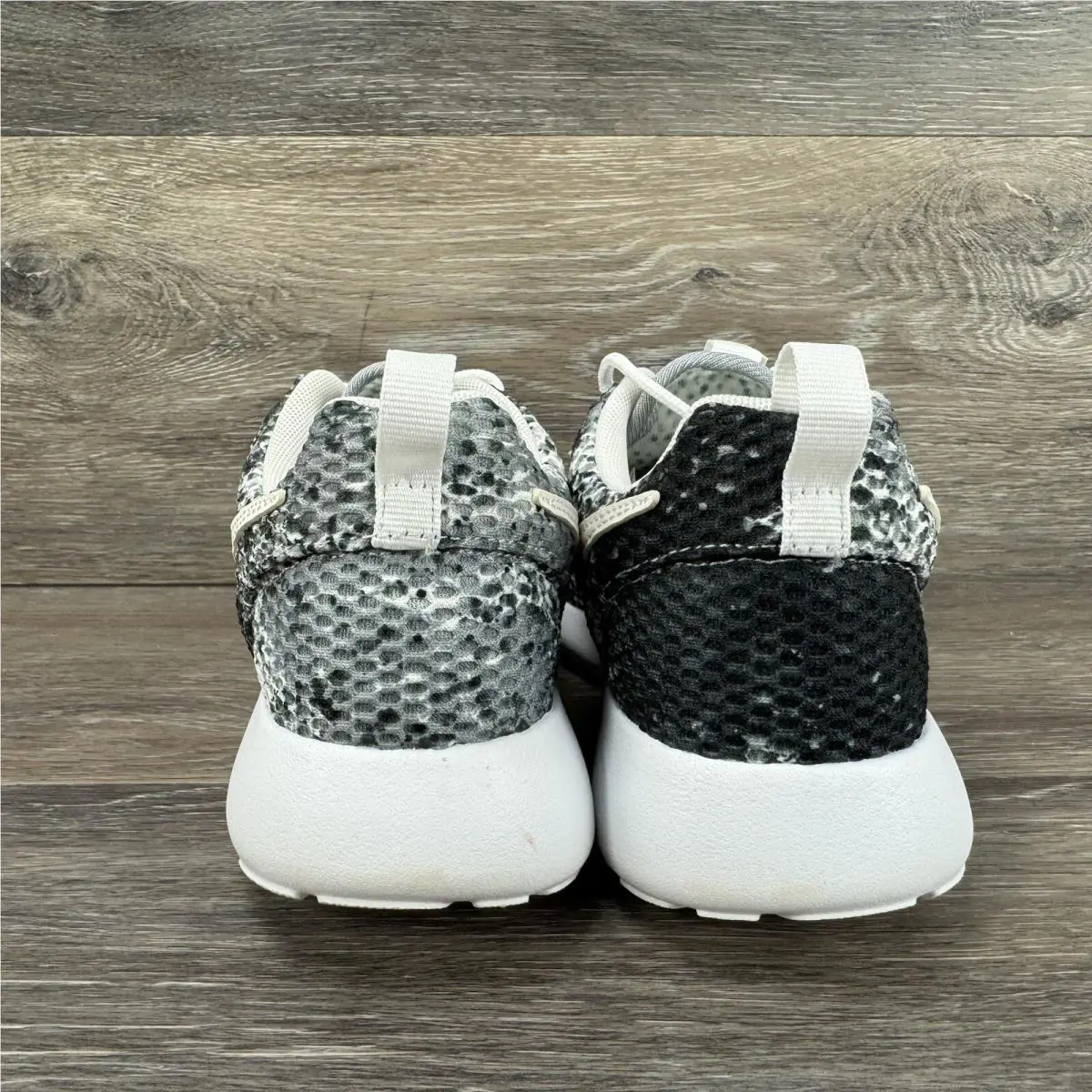 Nike shoes - Nike Roshe One - Roshe One - Black (UPC: 666003809189) 12