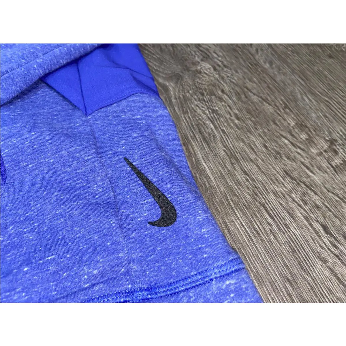 Nike clothing - Blue (UPC: 195239868924) 2
