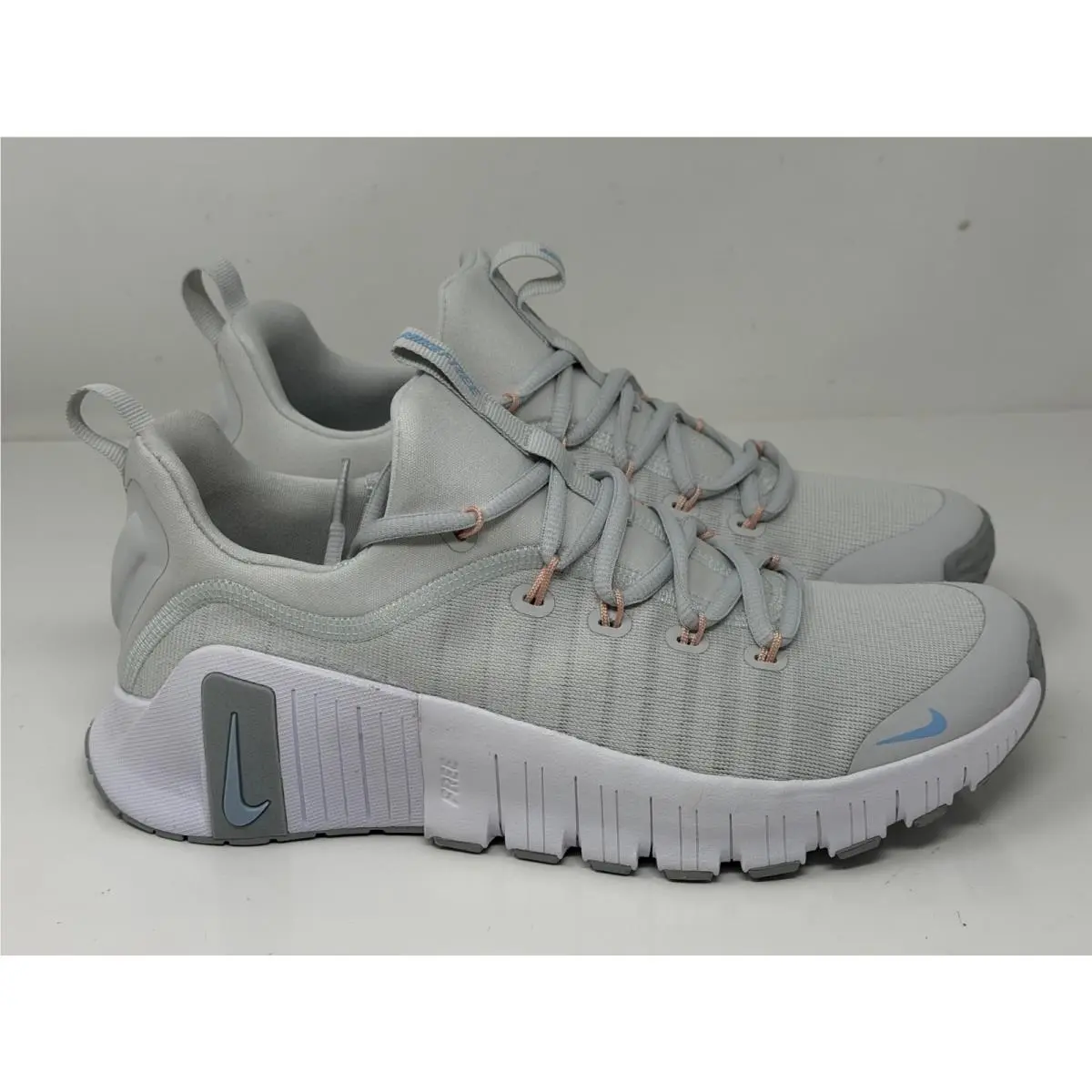 Nike Free Metcon 6 Women`s Size 9 Photon Dust White FJ7126-007 Noboxlid