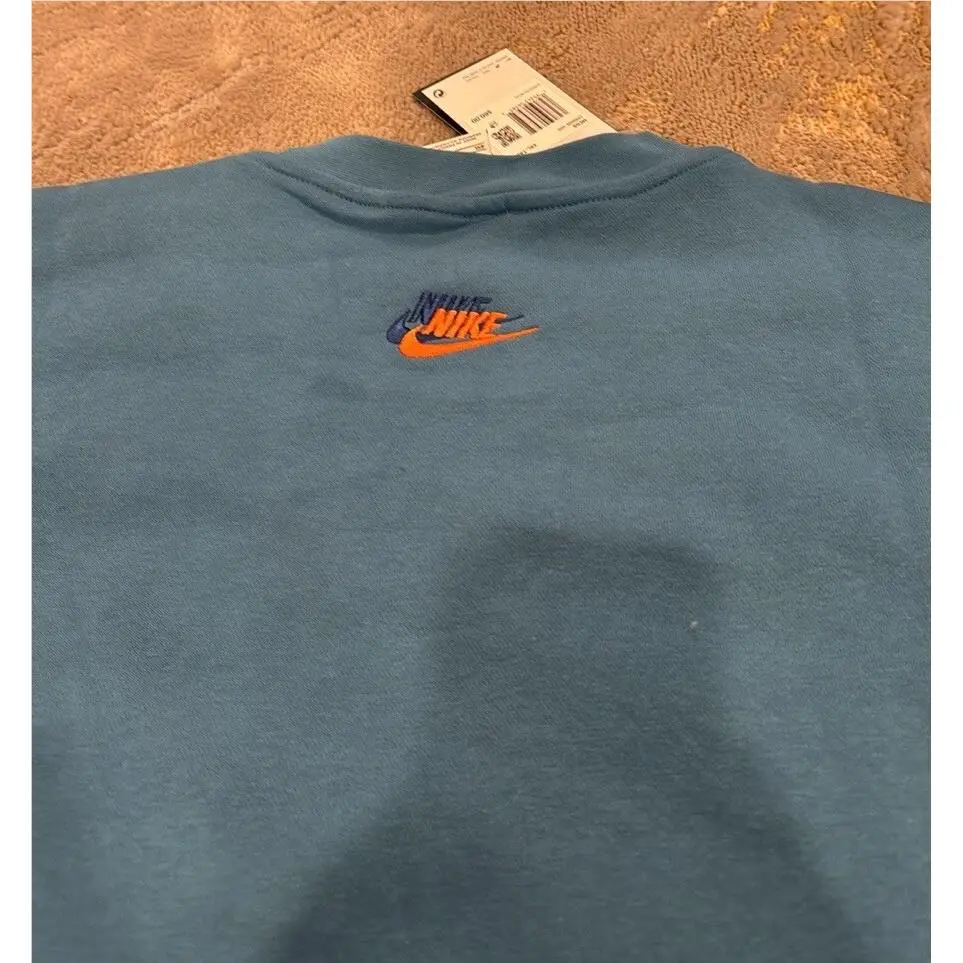 Nike clothing - Blue (UPC: 0195243065852) 9