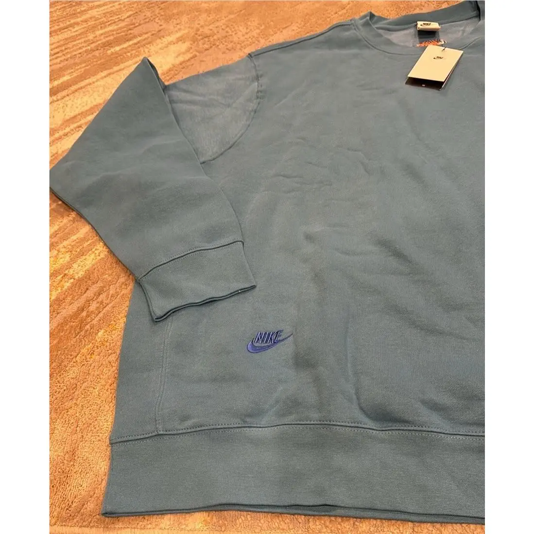 Nike clothing - Blue (UPC: 0195243065852) 1
