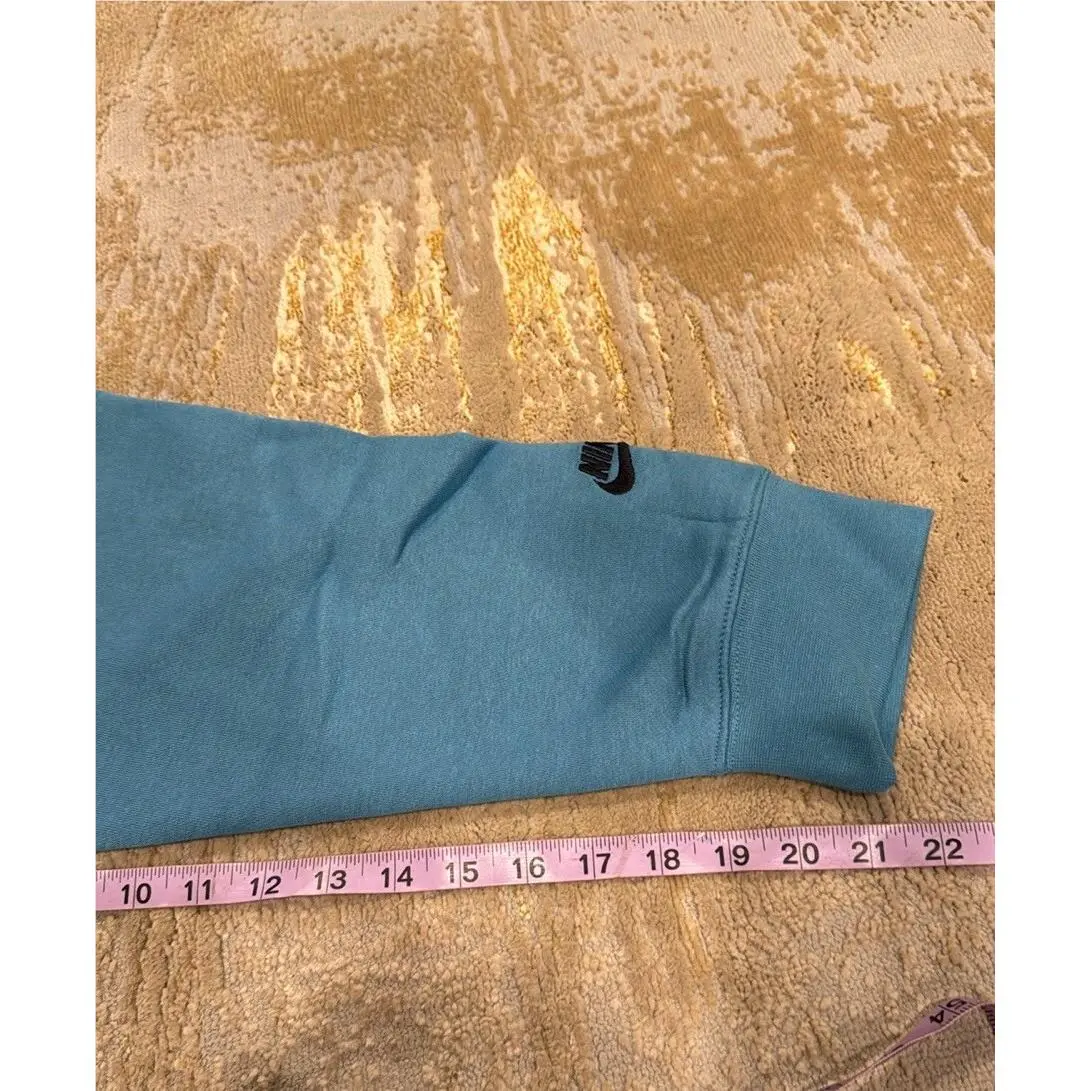 Nike clothing - Blue (UPC: 0195243065852) 6