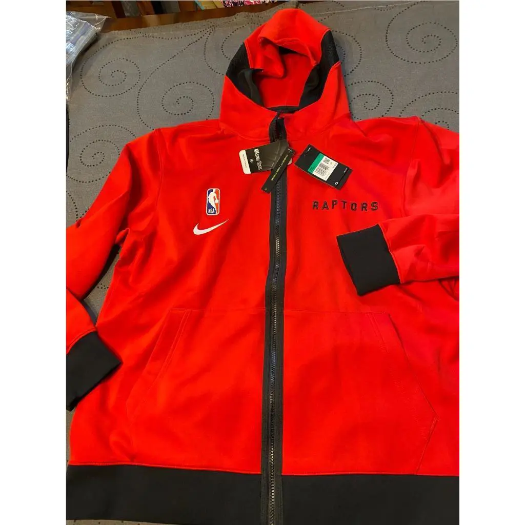 Nike clothing - RED + BLACK (UPC: 193148436500) 0