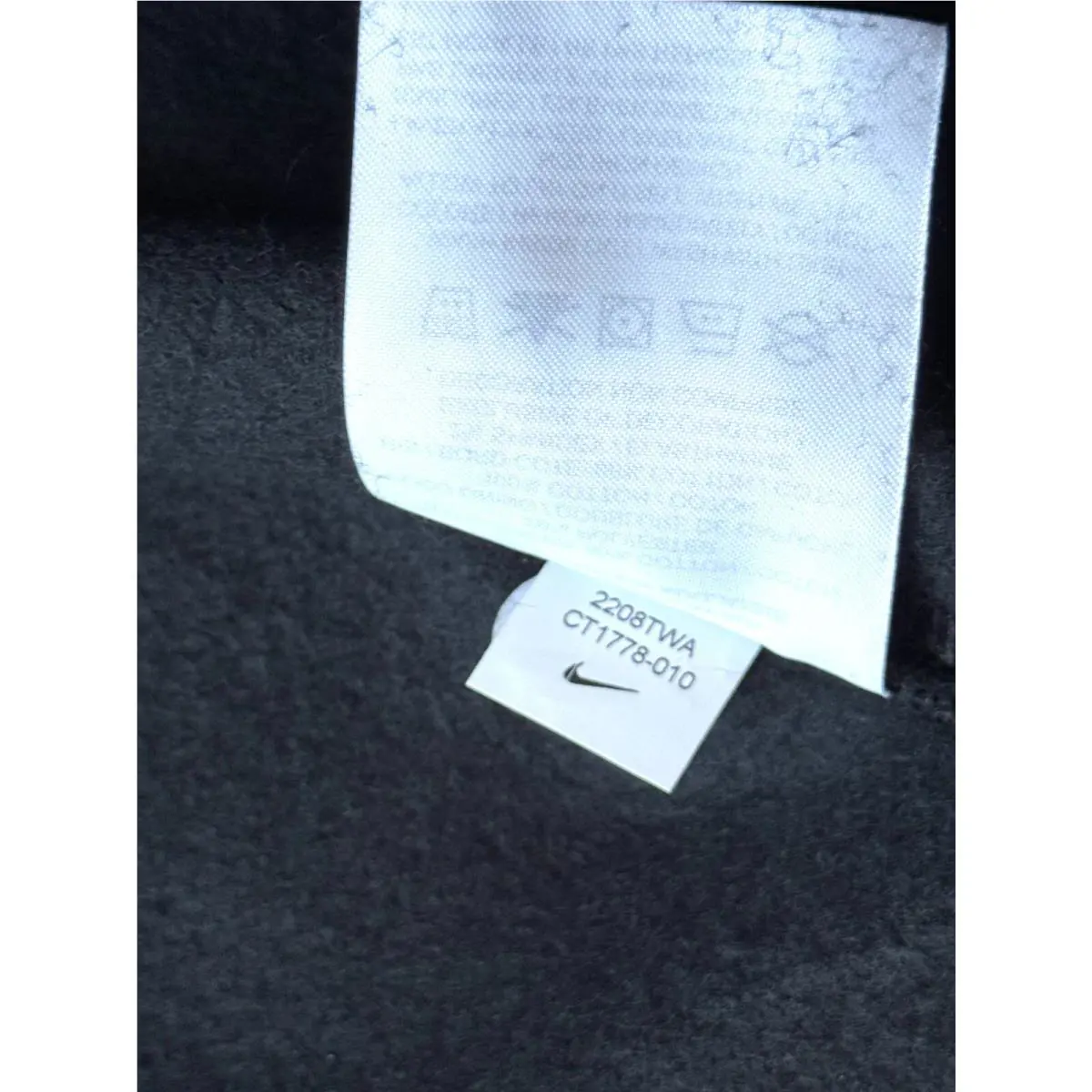 Nike clothing - Black (UPC: 197599757115) 4