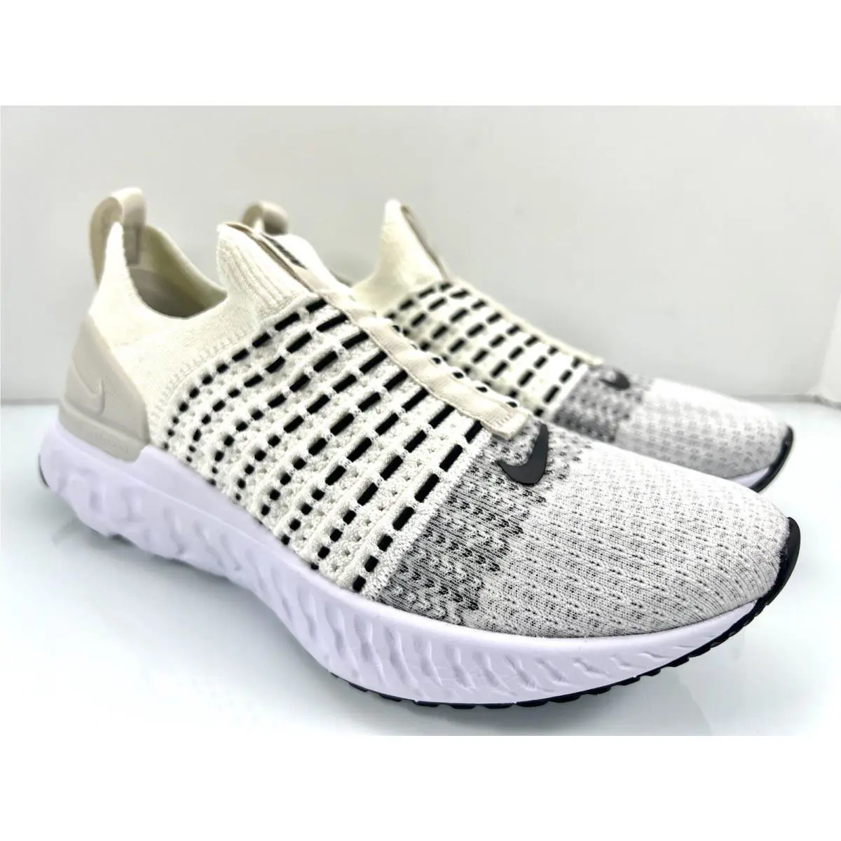 Nike shoes - Nike React Phantom Run - React Phantom Run - DV2139-100 - White (UPC: 0195870583712) 2
