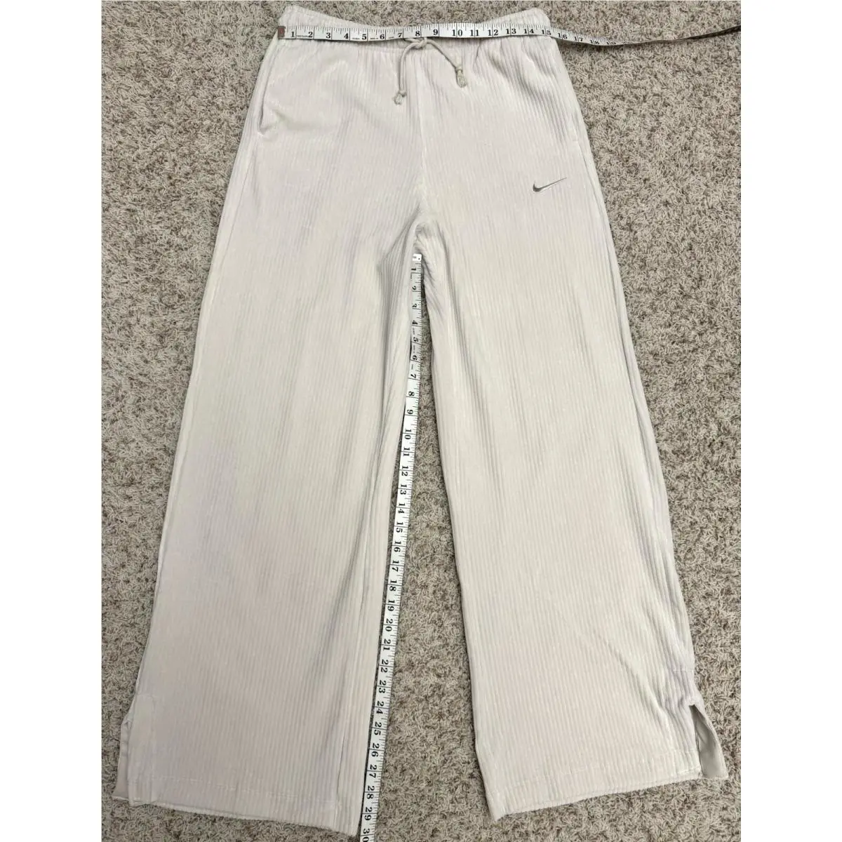 Nike clothing - Cream (UPC: 0196149356570) 4