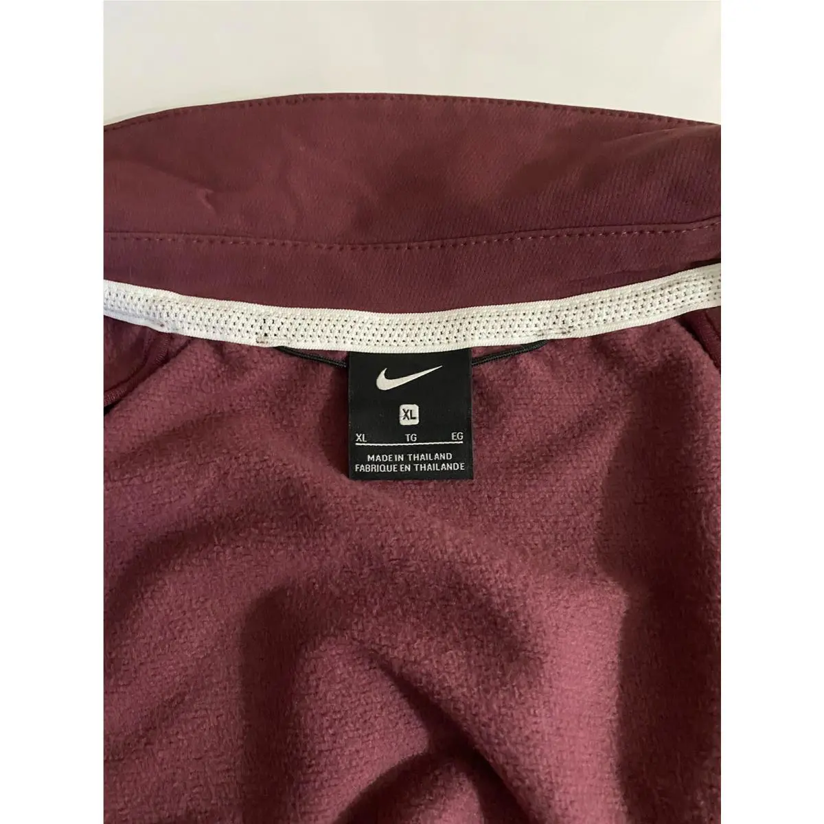 Nike clothing - Marron (UPC: 193658571166) 5