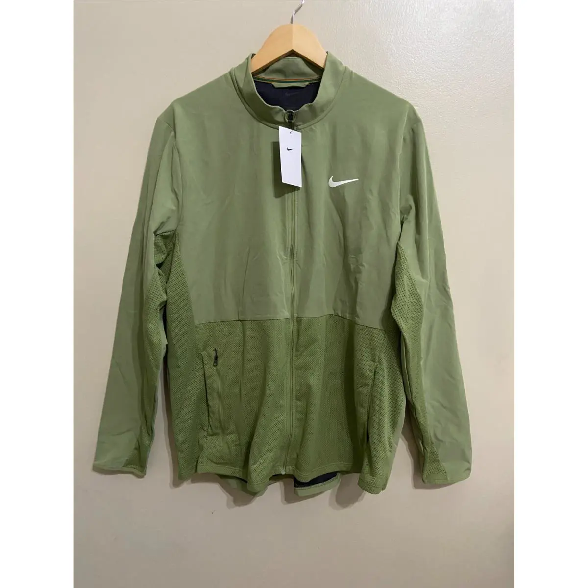 Nike clothing - Nike Court Advantage - Court Advantage - DV7387334 - Green (UPC: 196150440893) 4