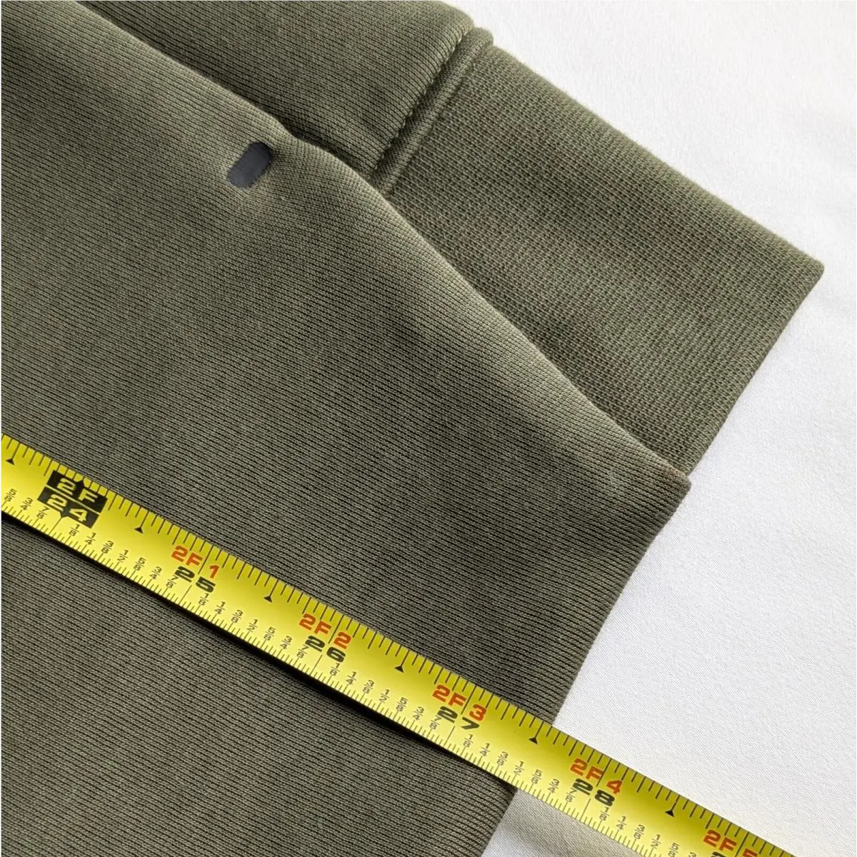 Nike clothing - FB8016-222 - FB8016-222 - Green, Manufacturer: Medium Olive/Black (UPC: 196968086962) 7