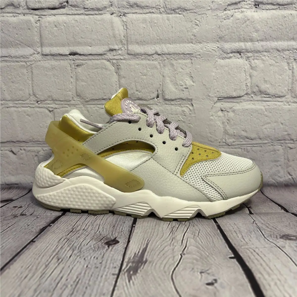 Nike shoes - Nike Air Huarache - Air Huarache - DV6976-100 - Multicolor 0