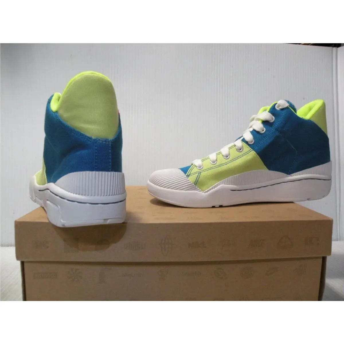 Nike shoes - Blue/Green/white 1