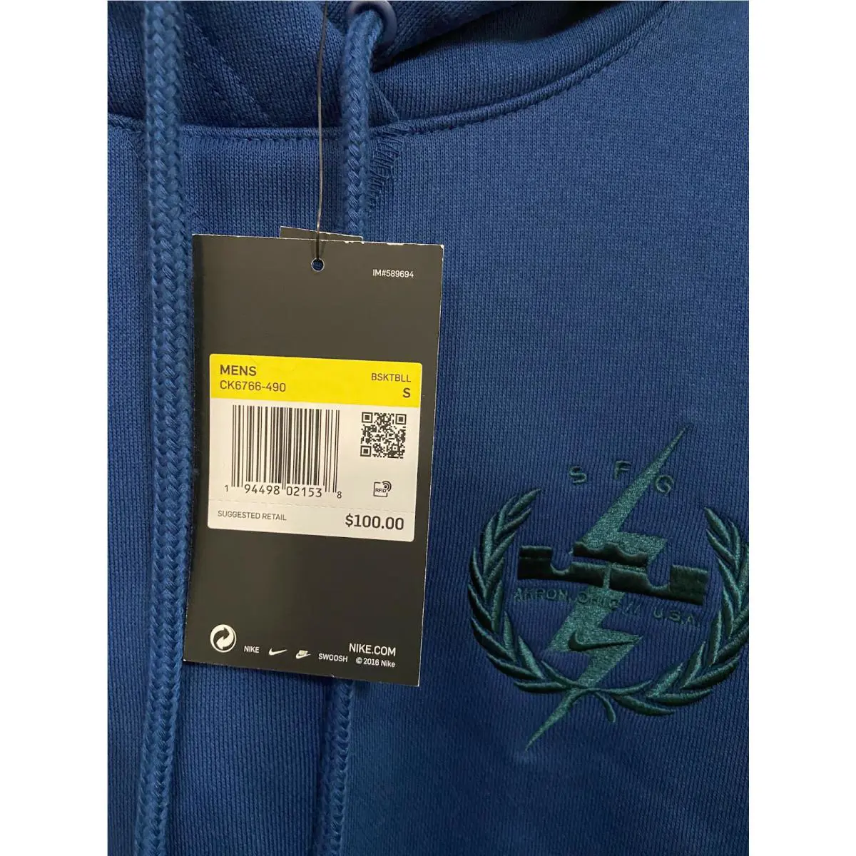 Nike clothing - Blue (UPC: 194498021552) 5
