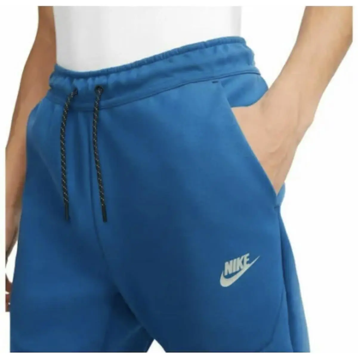 Nike clothing - Nike Active - Active - DD4804-476 - Blue (UPC: 0195242956298) 0
