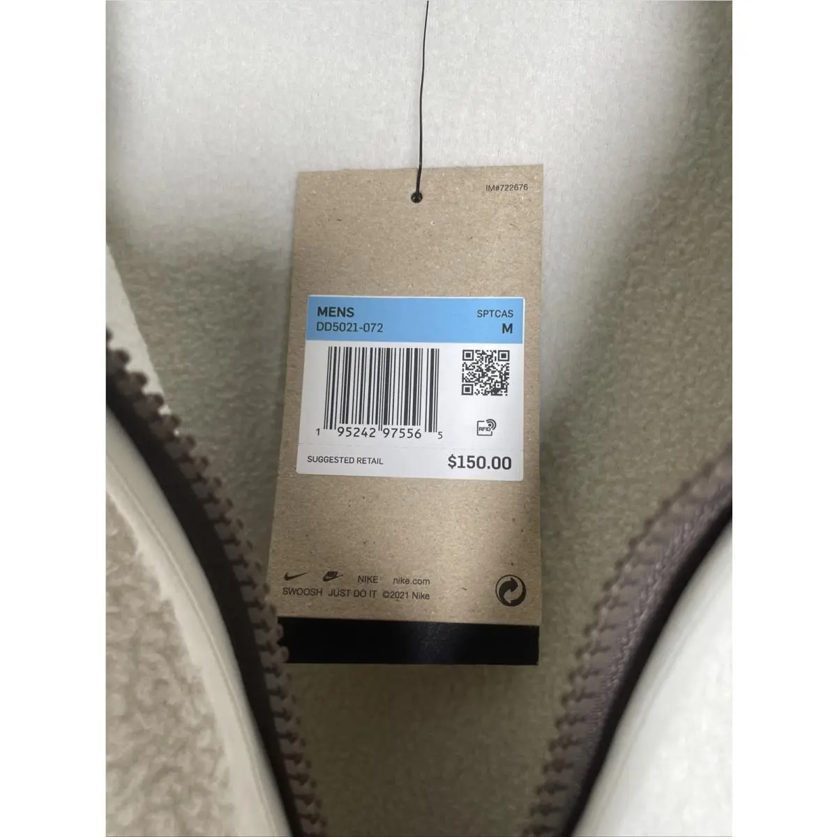 Nike clothing - DD5021-072 - DD5021072 - Beige (UPC: 0195242975565) 9