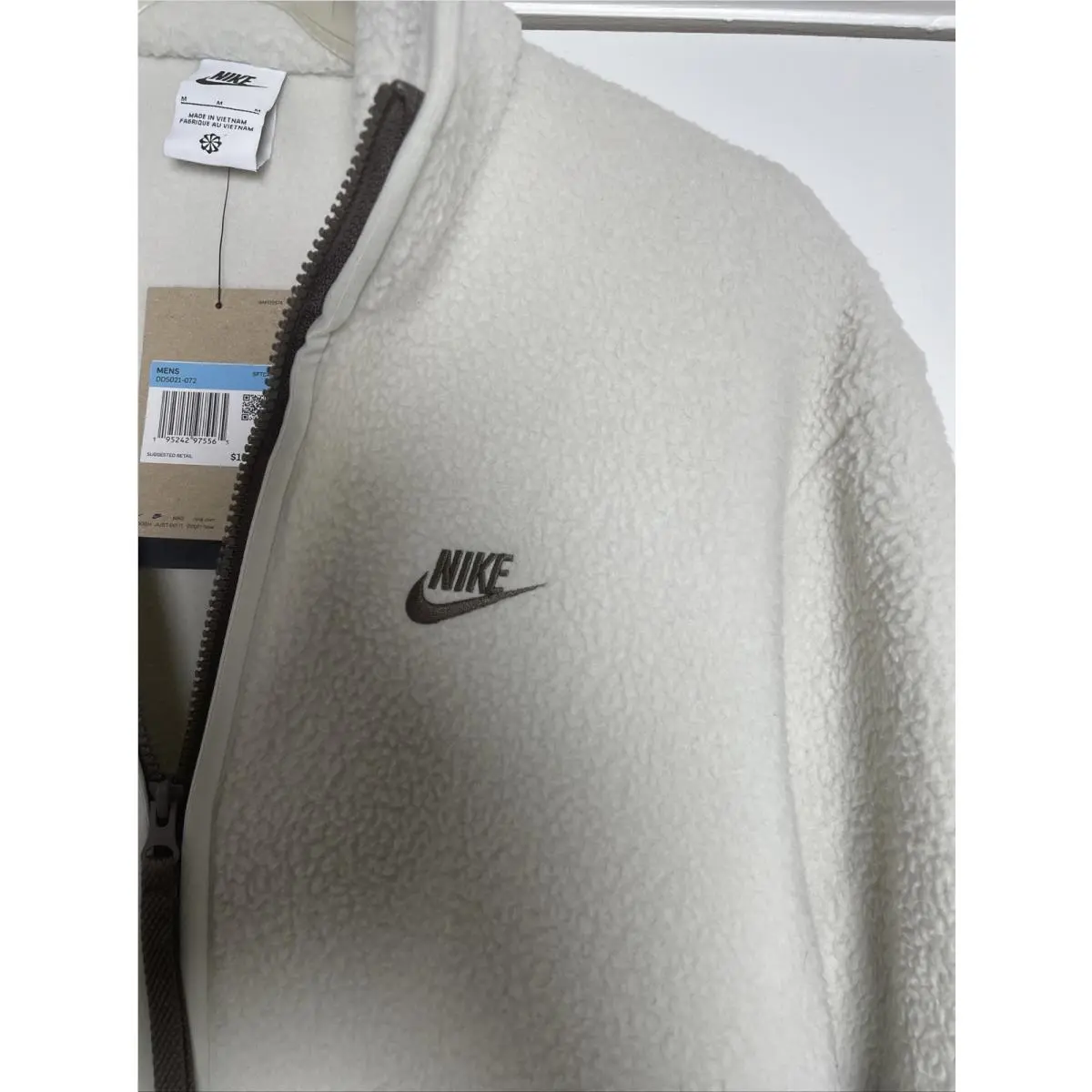 Nike clothing - DD5021-072 - DD5021072 - Beige (UPC: 0195242975565) 3