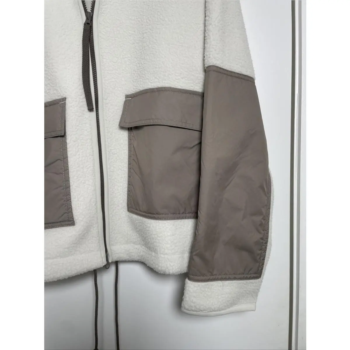 Nike clothing - DD5021-072 - DD5021072 - Beige (UPC: 0195242975565) 7