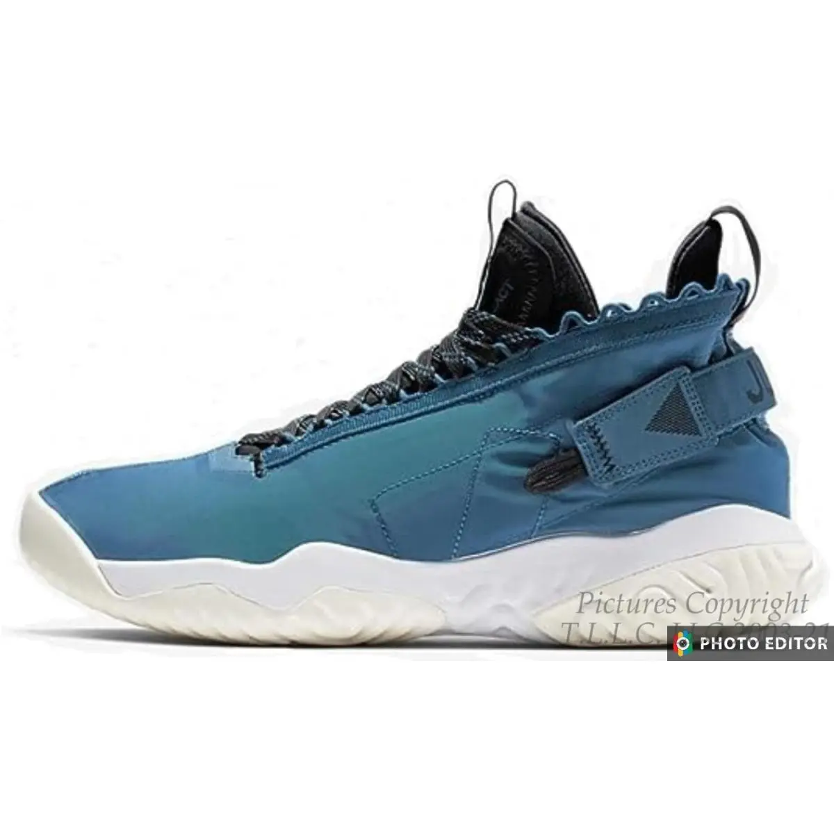Nike shoes - GREEN ABYSS-LOOKS BLUE (UPC: 192501328223) 1