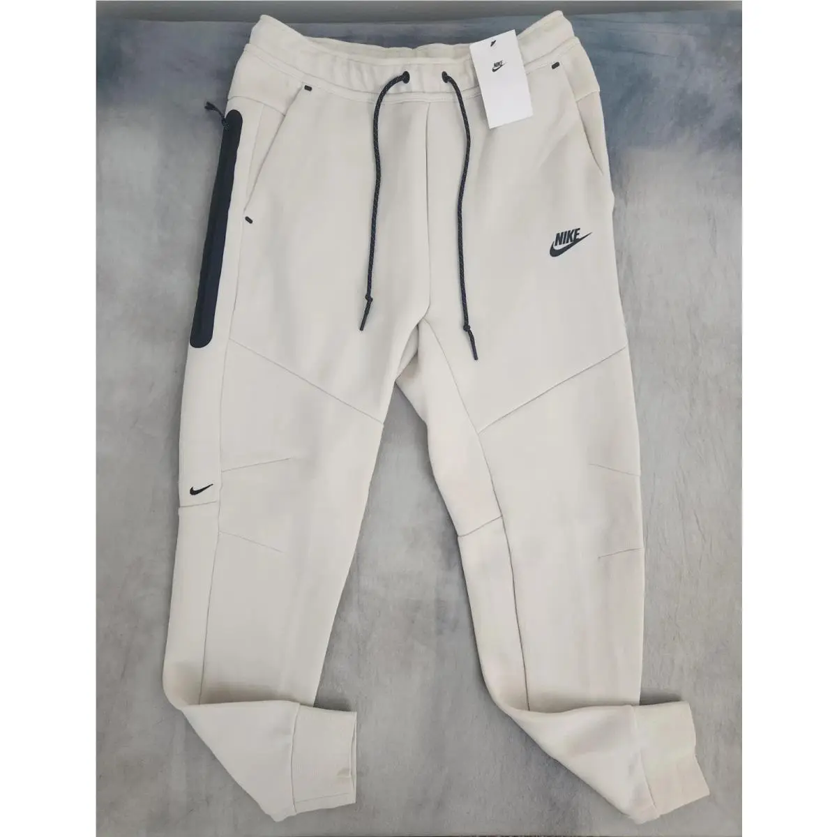 Nike Tech Sportswear Light Orewood Fleece Joggers HV0959-104 Men`s Size Small