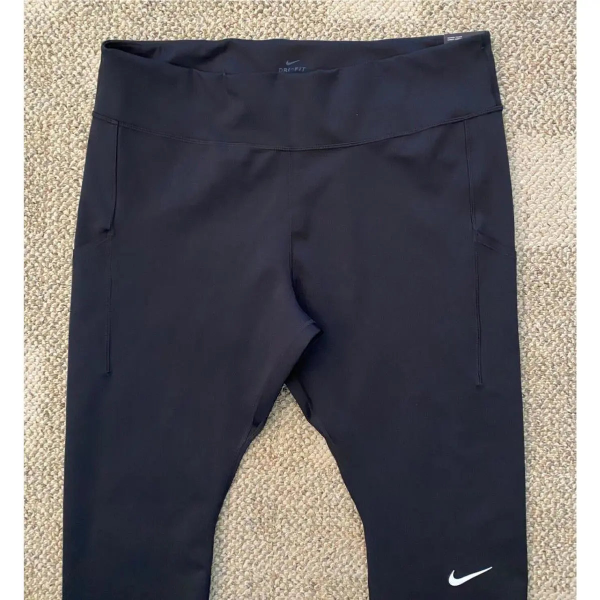 Nike clothing - Black (UPC: 193654936853) 0