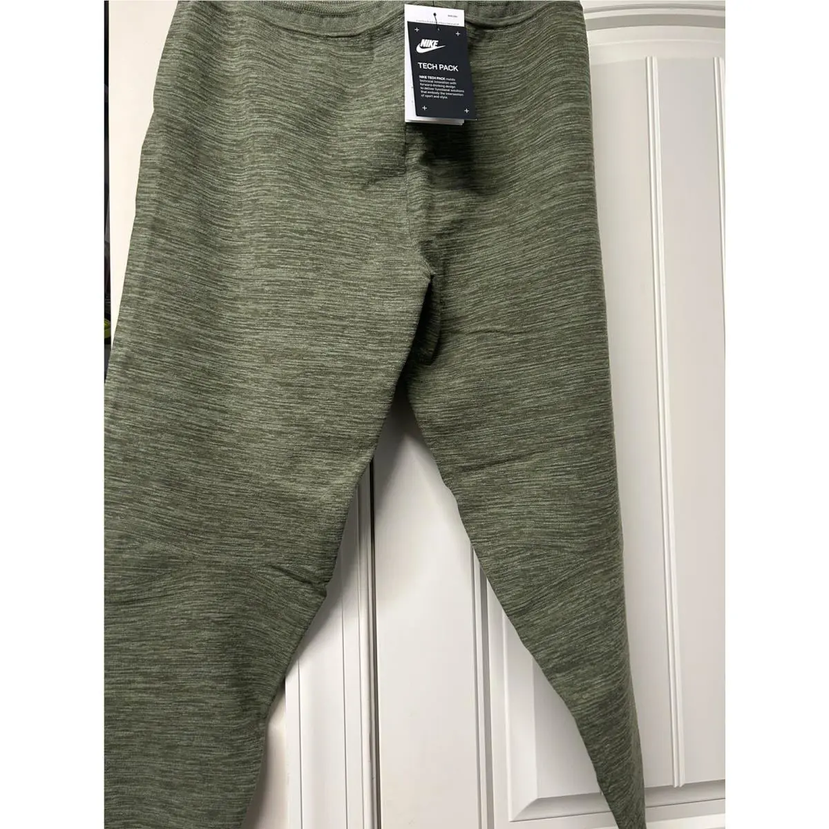 Nike clothing - 831677387 - 831677387 - Green (UPC: 888409344495) 0