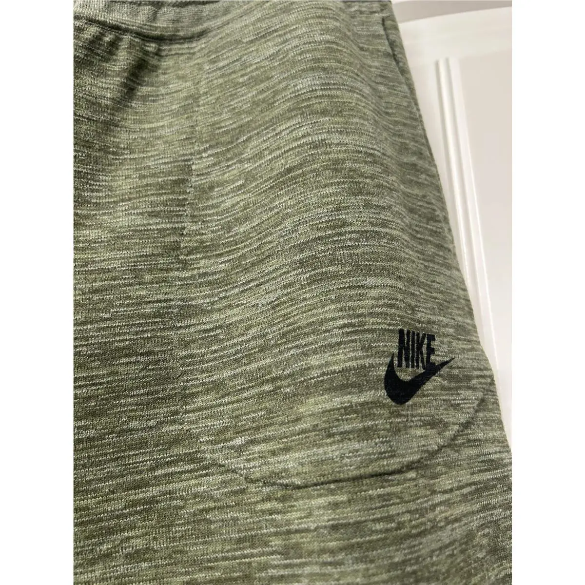 Nike clothing - 831677387 - 831677387 - Green (UPC: 888409344495) 1