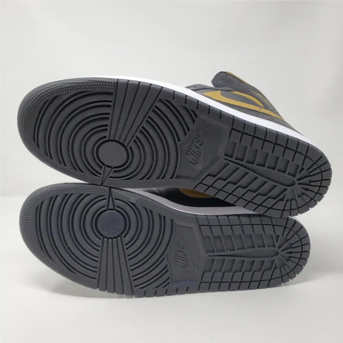 Nike shoes - Air Jordan 1 Mid - Air Mid - DQ8426-071 - Black 6