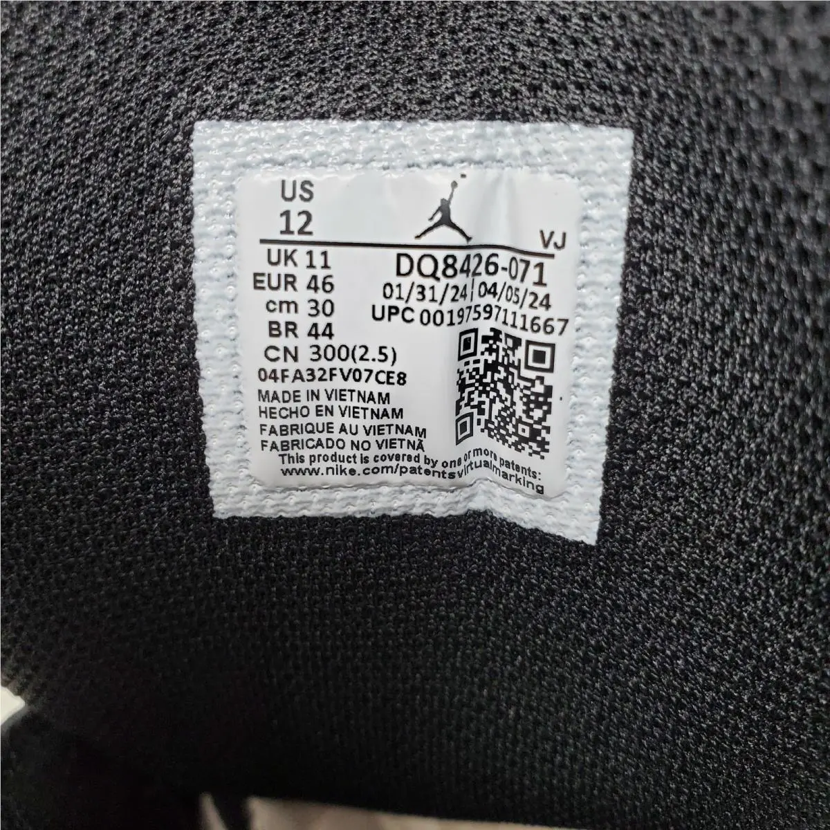 Nike shoes - Air Jordan 1 Mid - Air Mid - DQ8426-071 - Black 8