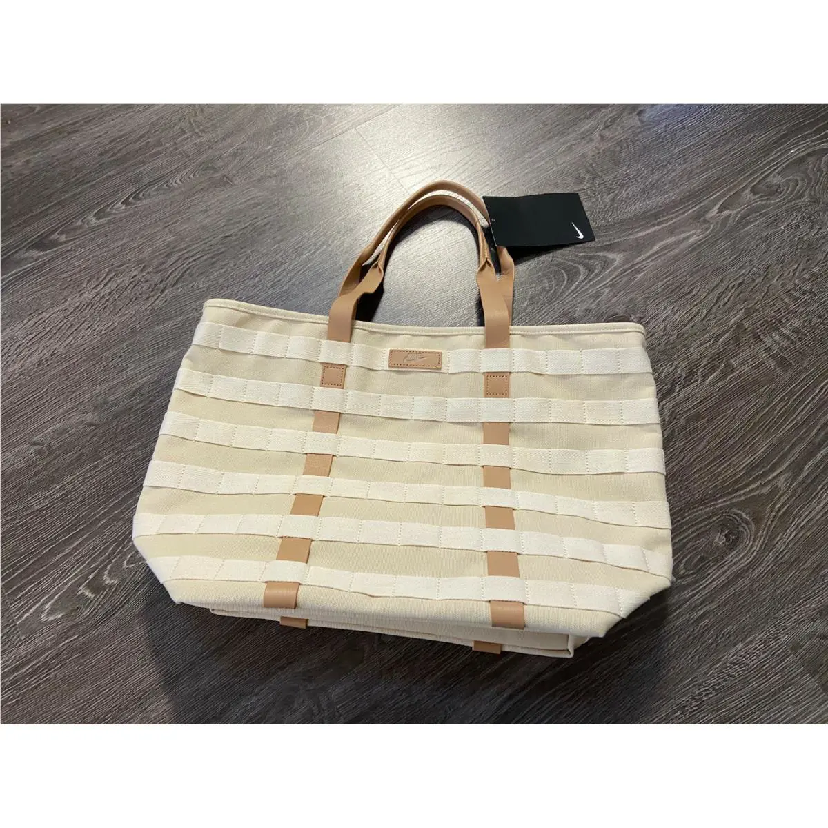 Sportswear Essentials AF-1 Oversized Tote Bag Light Beige CQ1951-120 by Nike