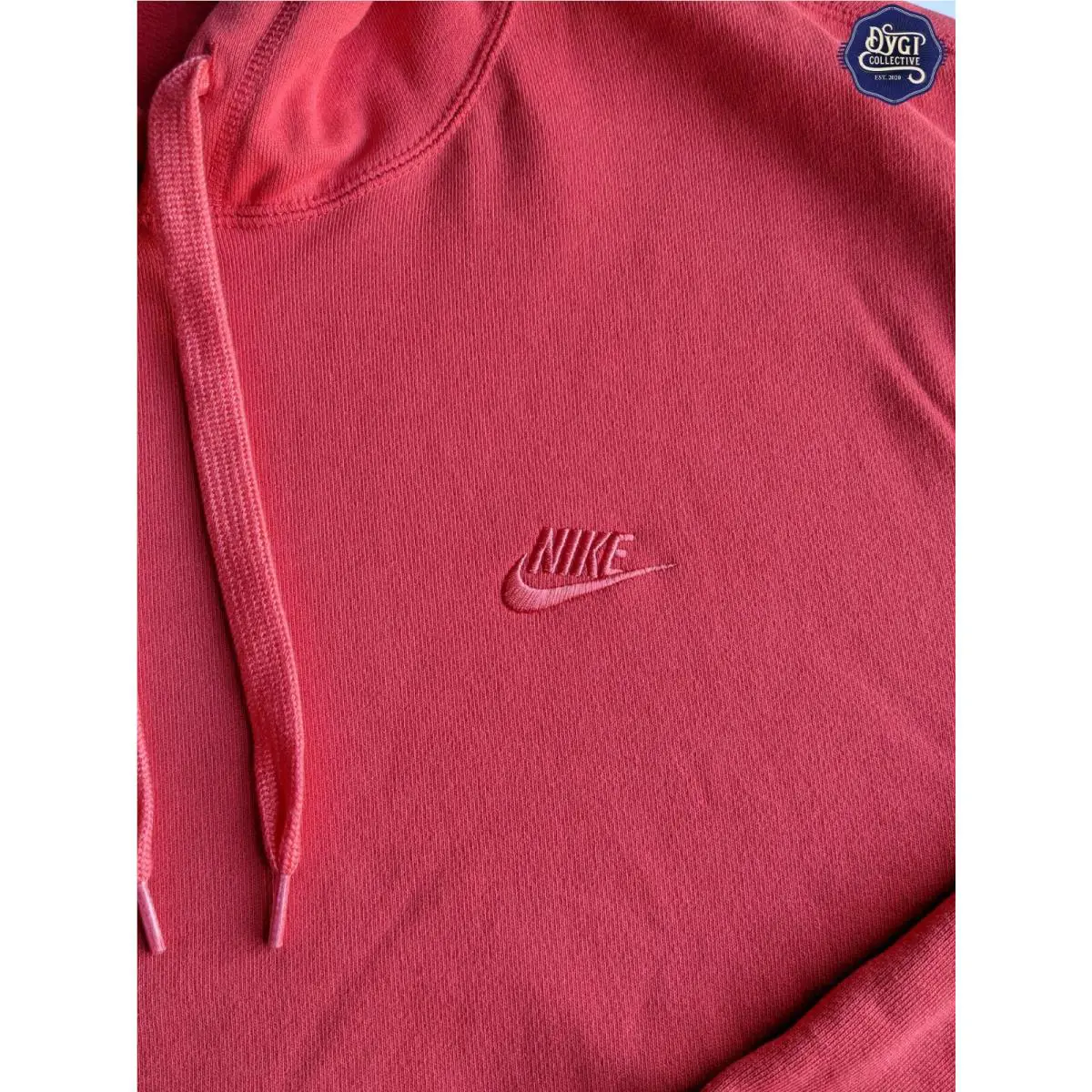 Nike clothing - DA0023 605 - DA0023 605 - Red, Manufacturer: Lobster Red/Magic Ember (UPC: 195238940522) 1