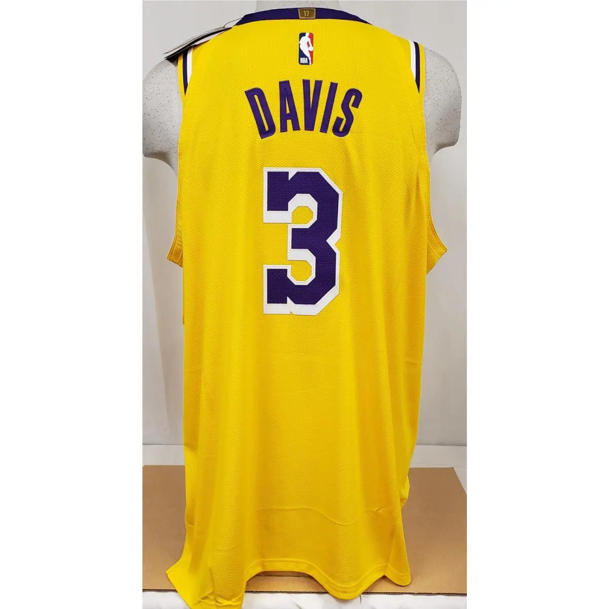Nike clothing - Nike Dri-Fit - Yellow 3