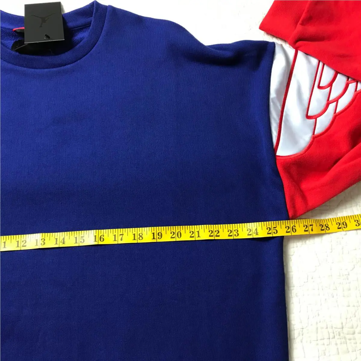 Nike clothing - Red/blue/white 6