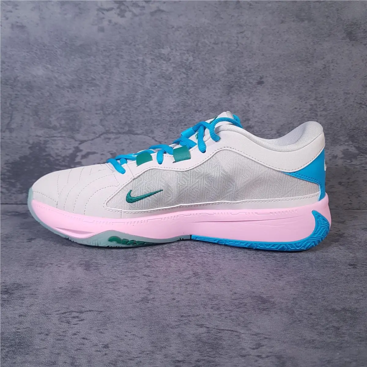 Nike shoes - Nike Zoom Freak - Zoom Freak - DX4985-100 - Beige 0