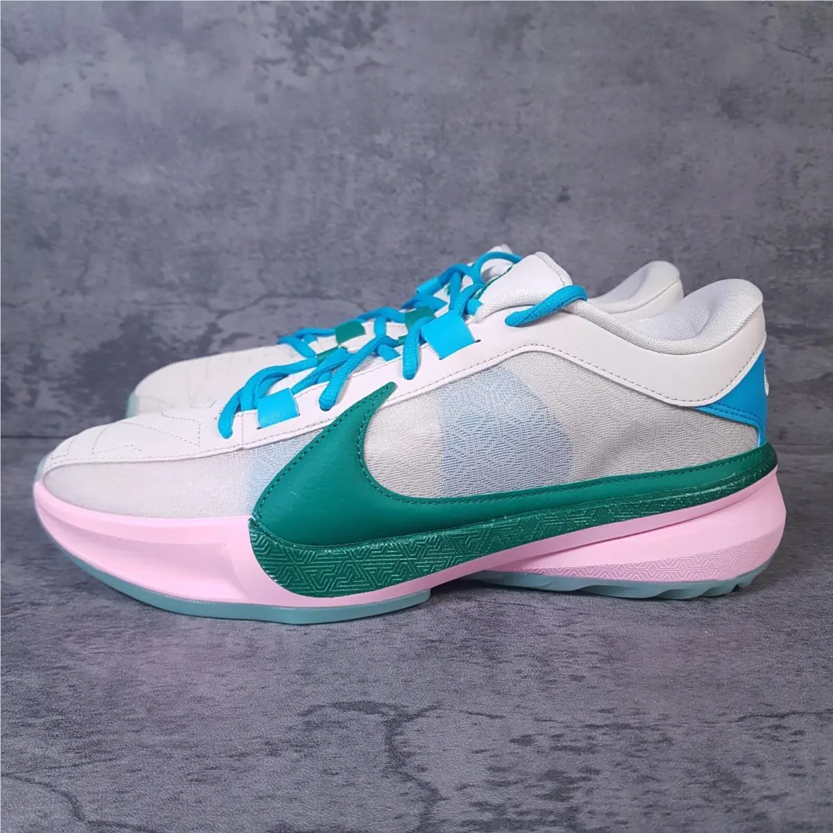 Zoom Freak 5 Five The Hard Way Basketball Shoes Mens 8.5 Womens 10 Pink by Nike