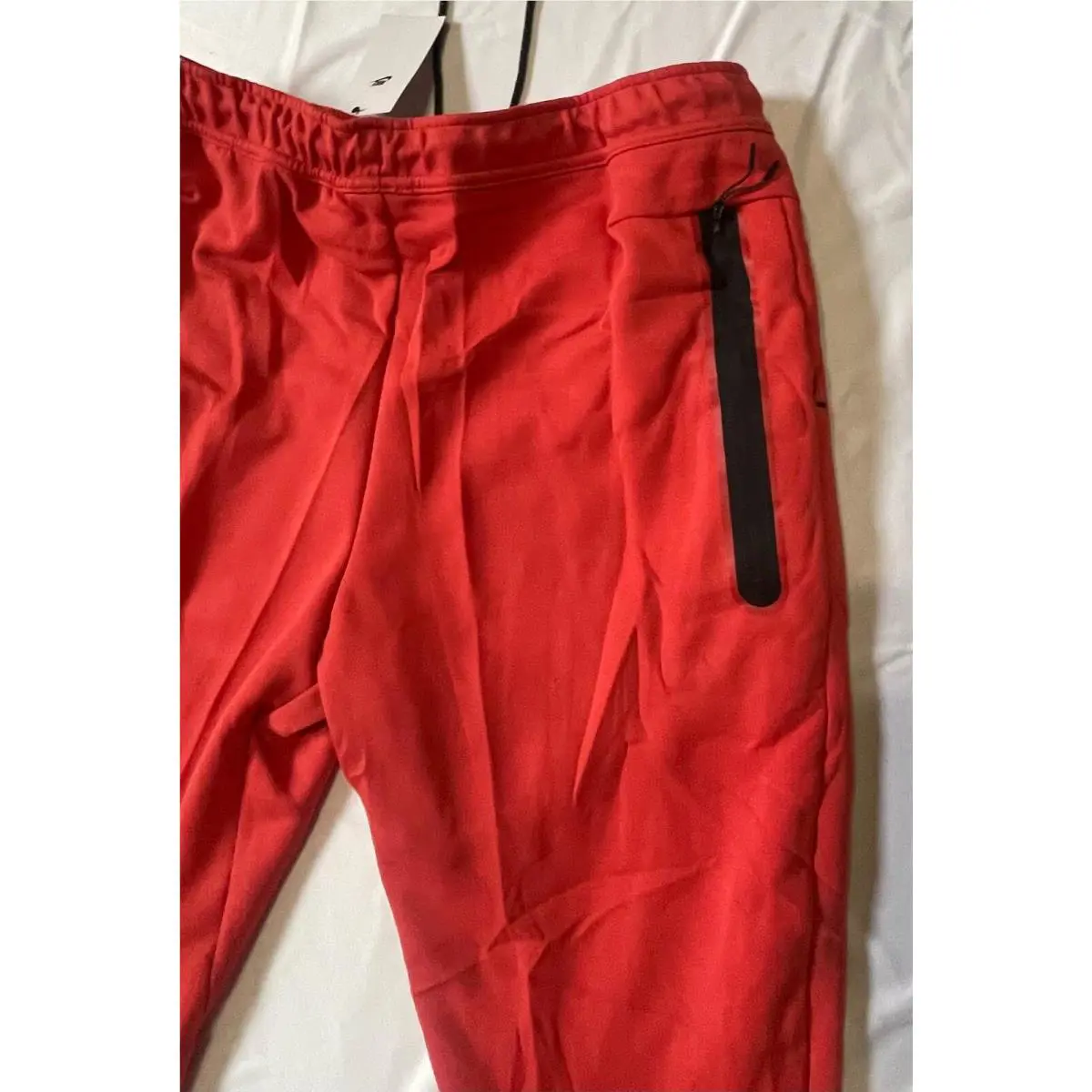Nike clothing - RED LOBSTERS (UPC: 195238926564) 4