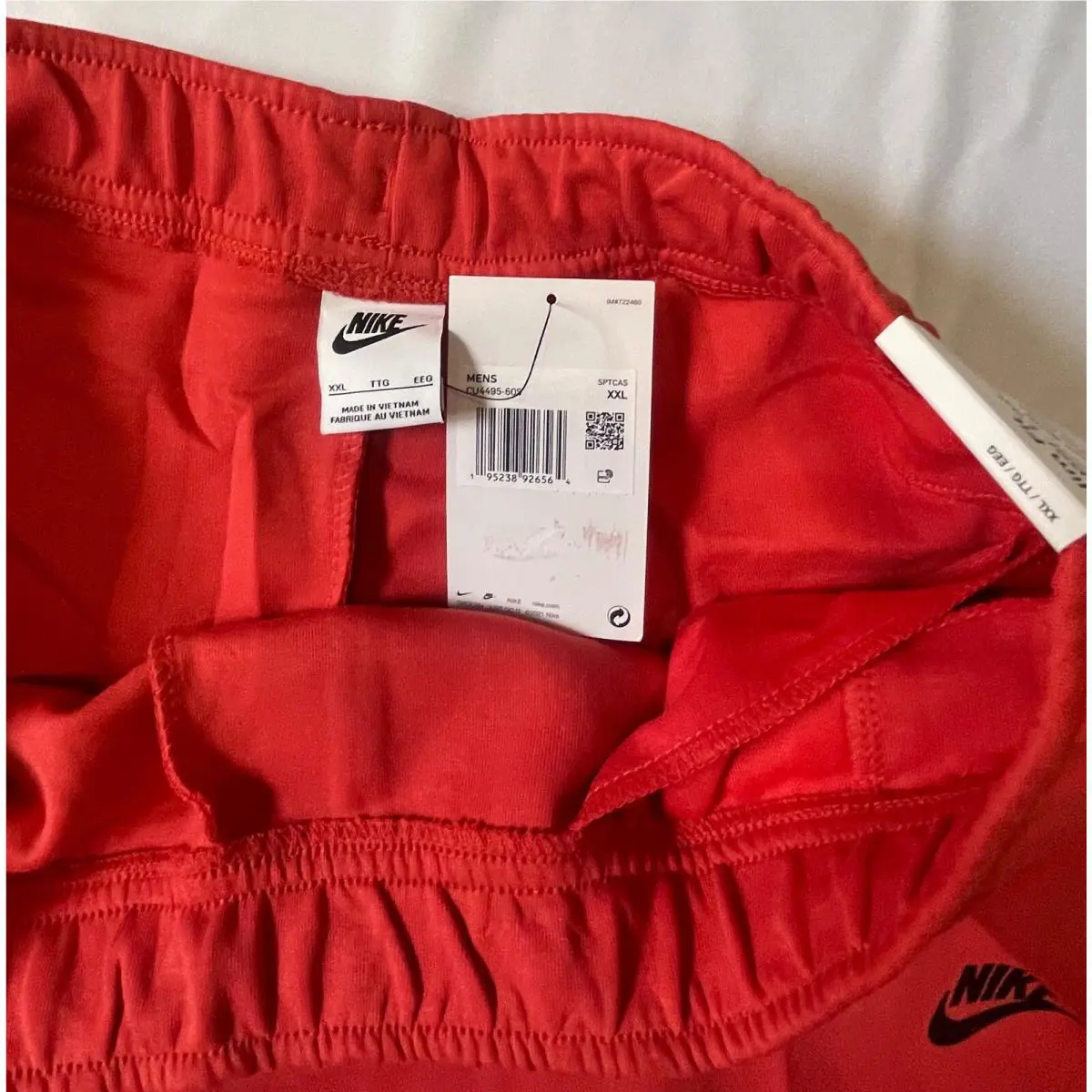 Nike clothing - RED LOBSTERS (UPC: 195238926564) 10