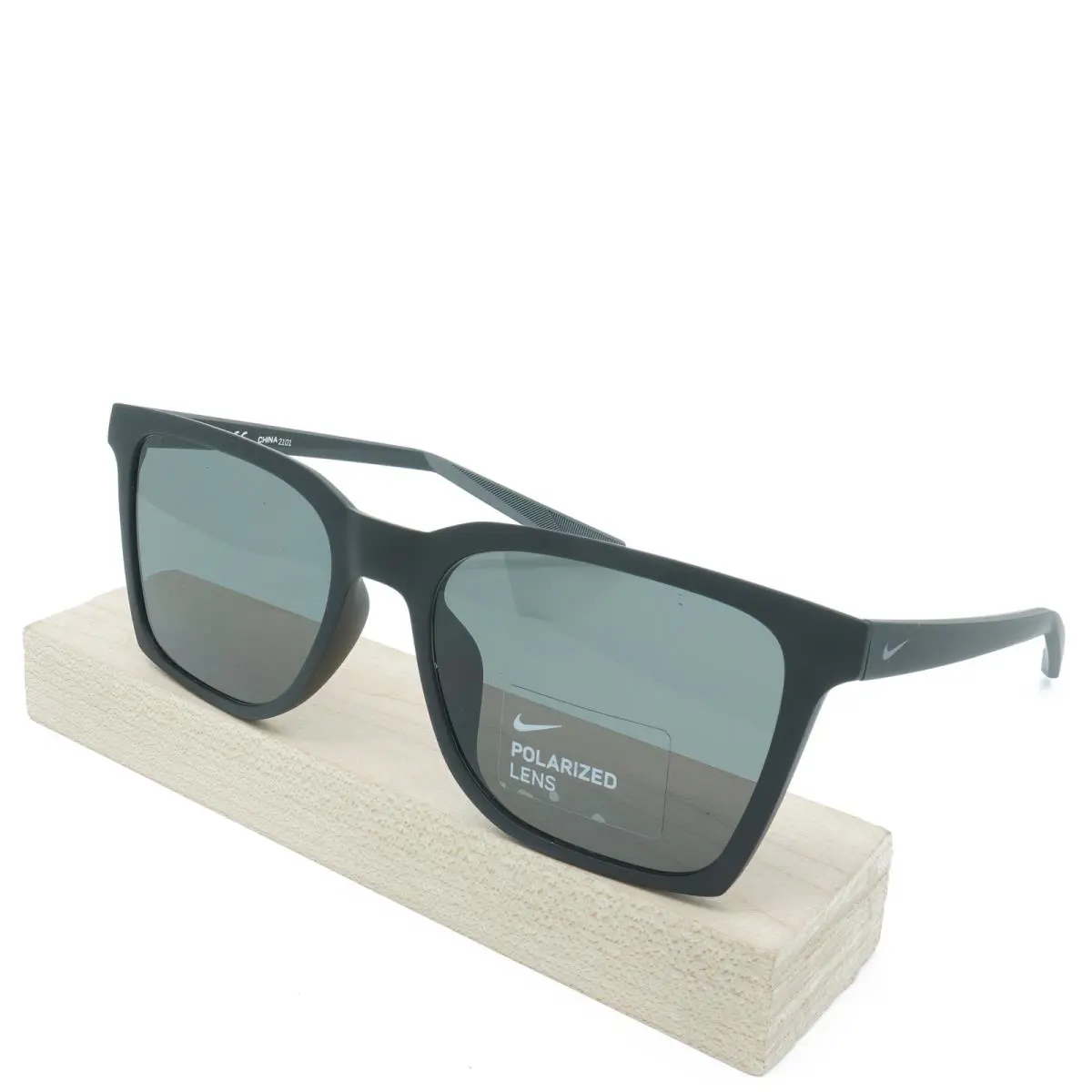 DM1014-010 Mens Nike Bout P Polarized Sunglasses