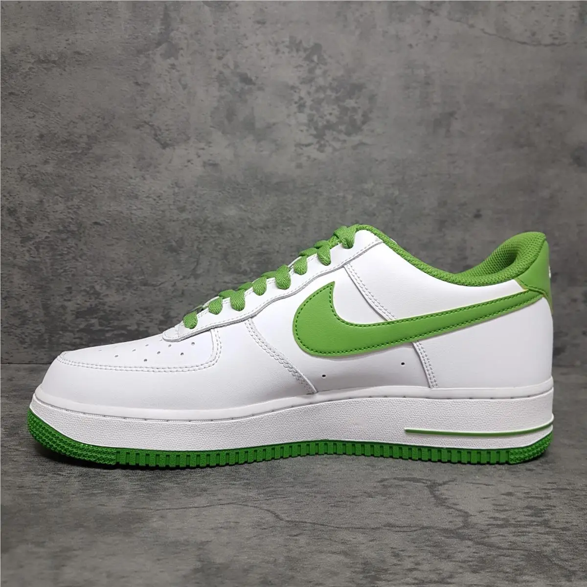 Nike shoes - Nike Air Force 1 `07 - DH7561-105 - White 0