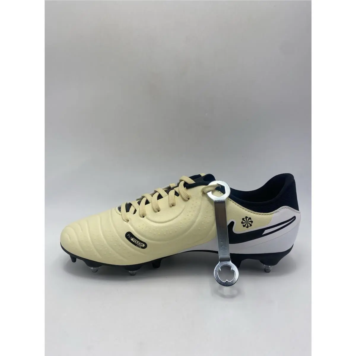 Nike shoes - Nike Legend - Legend - DV4338 700 - Lemonade/Black-Mtlc Gold Coin (UPC: 196974634539) 1