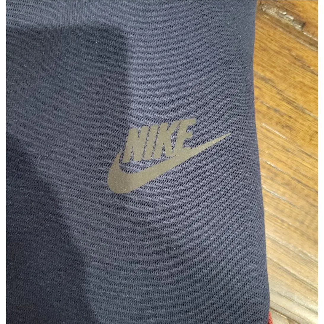Nike clothing - Sportswear Tech - Sportswear Tech - Red (UPC: 195242880968) 6