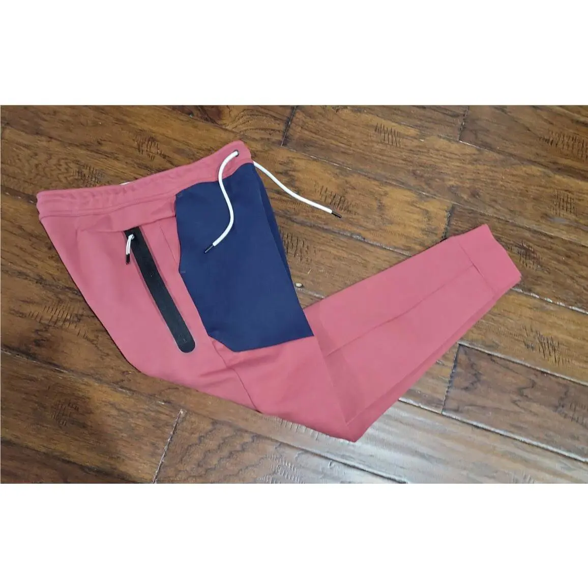 Nike clothing - Sportswear Tech - Sportswear Tech - Red (UPC: 195242880968) 7