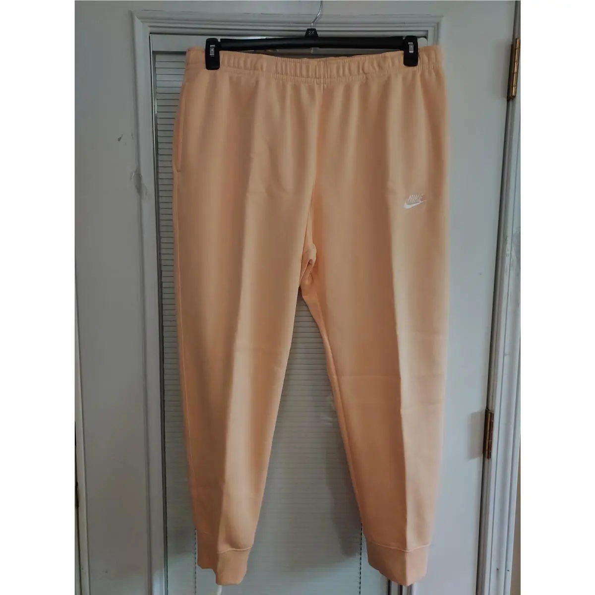 Nike clothing - Orange 1