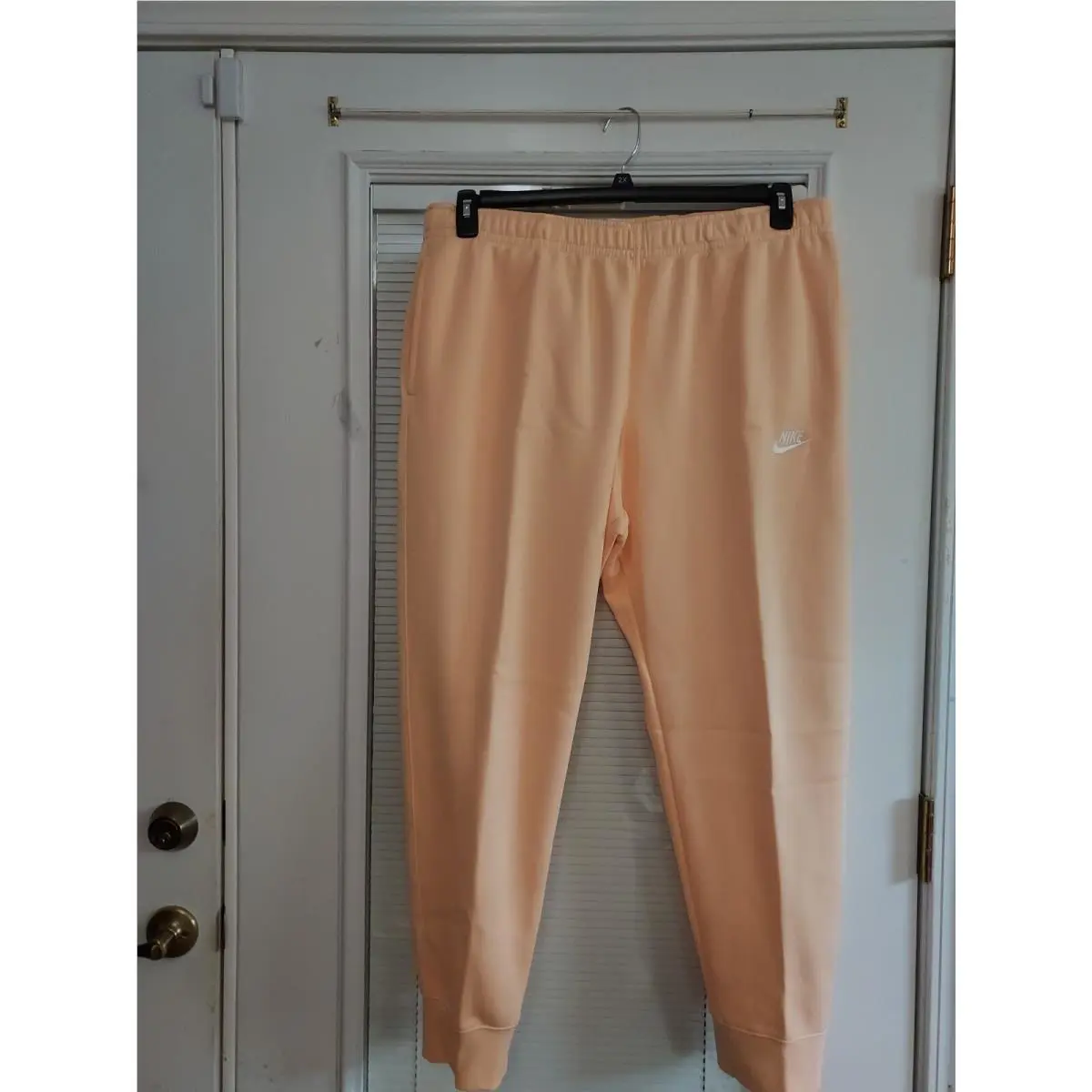 Nike clothing - Orange 2