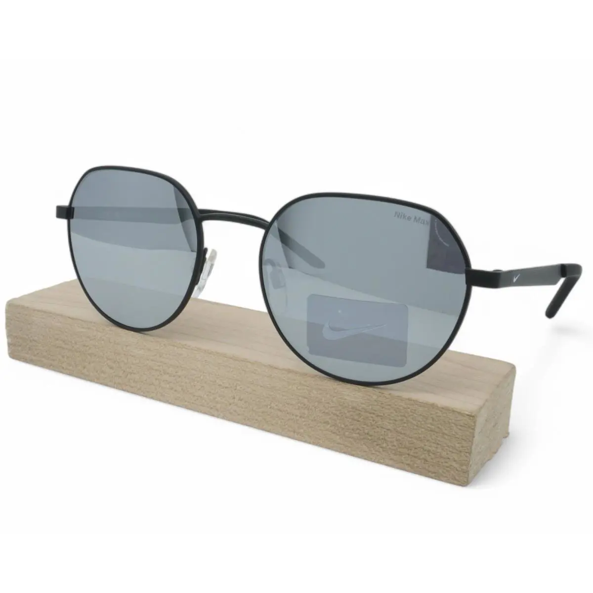 IB3538X-010 Unisex Nike Traveler Trend Sunglasses - Frame: Beige