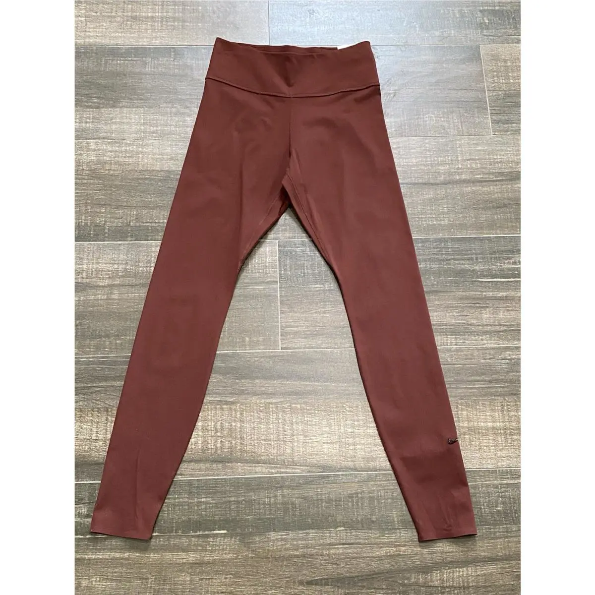 Nike clothing - Brown 2