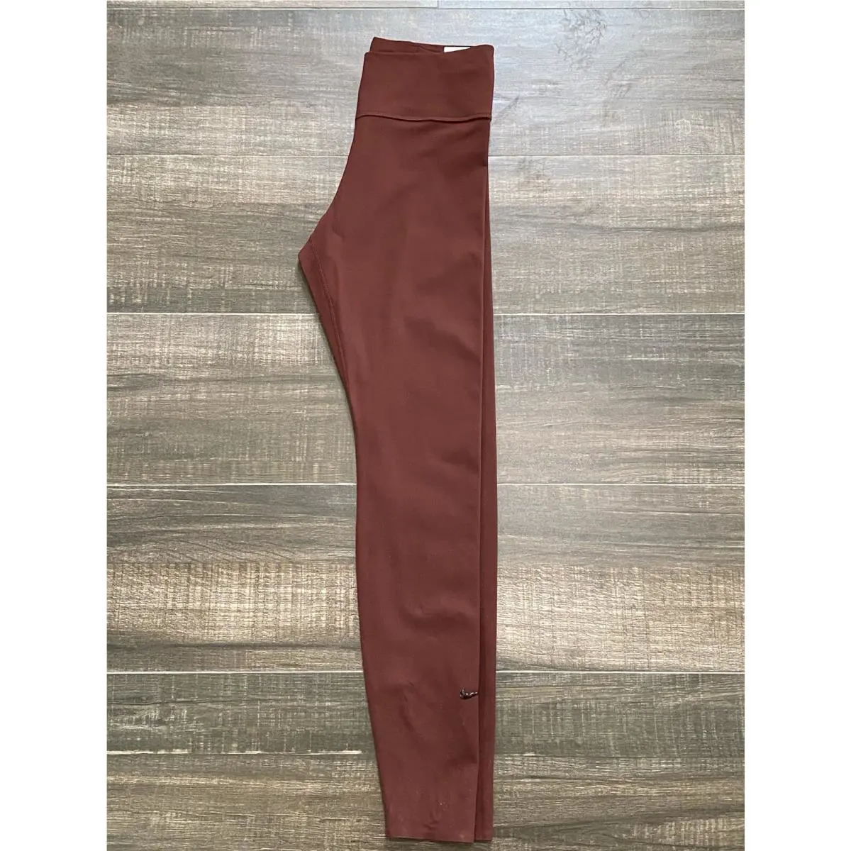 Nike clothing - Brown 3