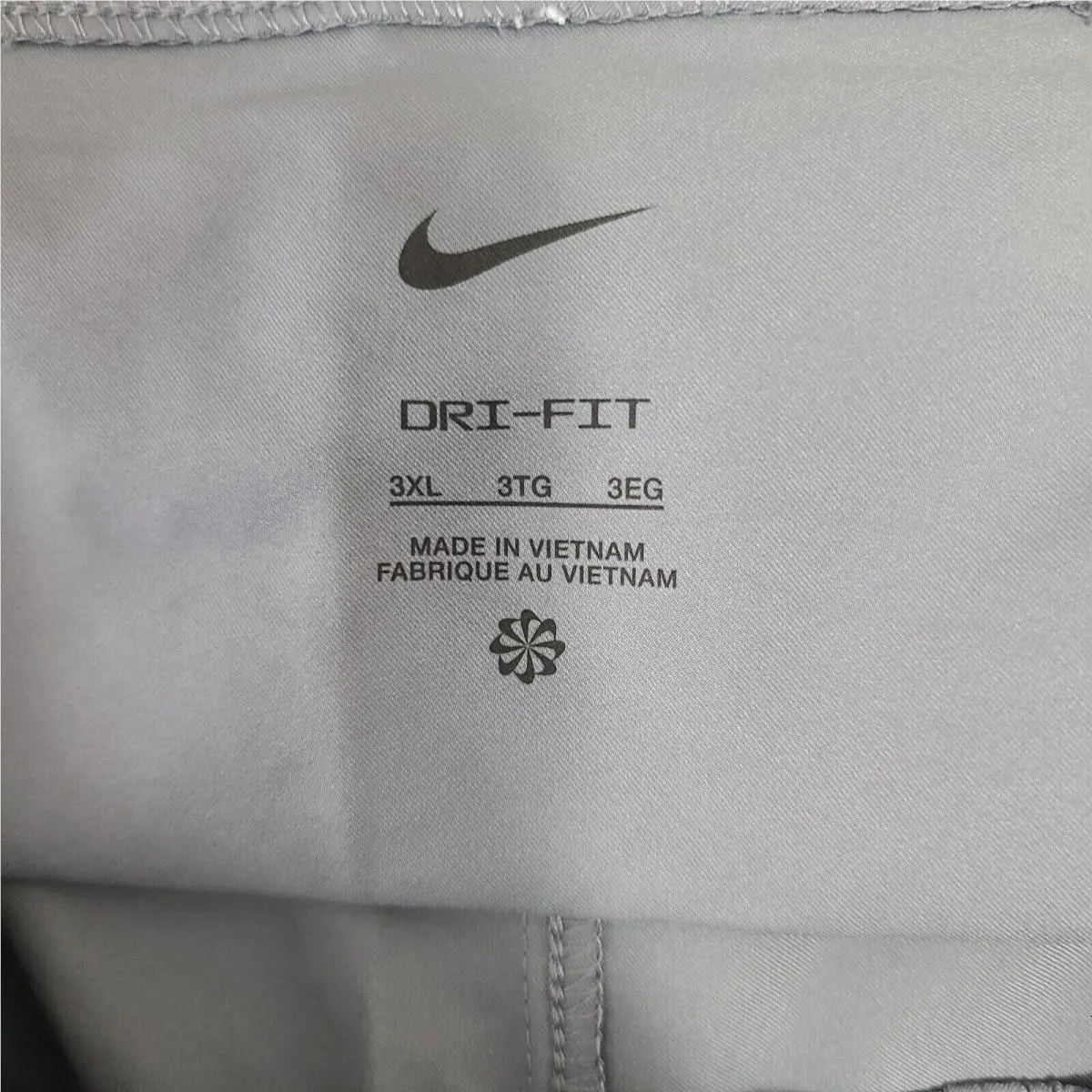 Nike clothing - Gray (UPC: 195239406065) 6