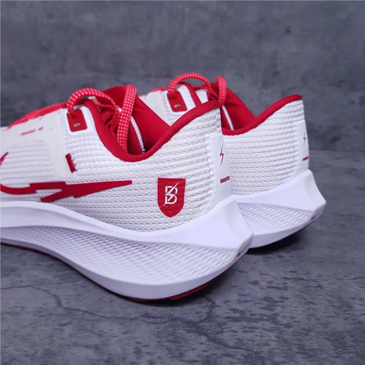 Nike shoes - Nike Men`s Pegasus 40 BTC Bowerman - FJ2844-100 - White (UPC: 196968124961) 3