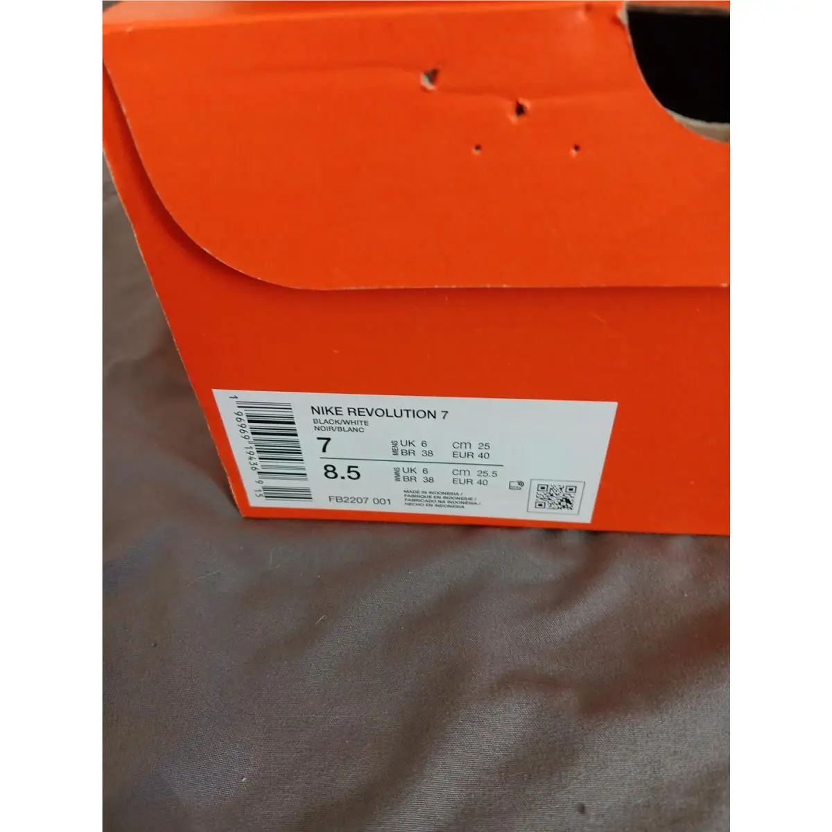 Nike shoes - Nike Revolution - Revolution - FB2207-001 - Black 1