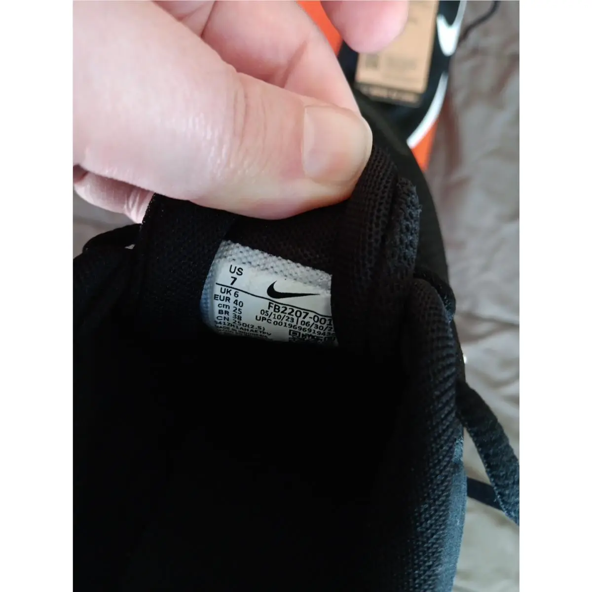 Nike shoes - Nike Revolution - Revolution - FB2207-001 - Black 3